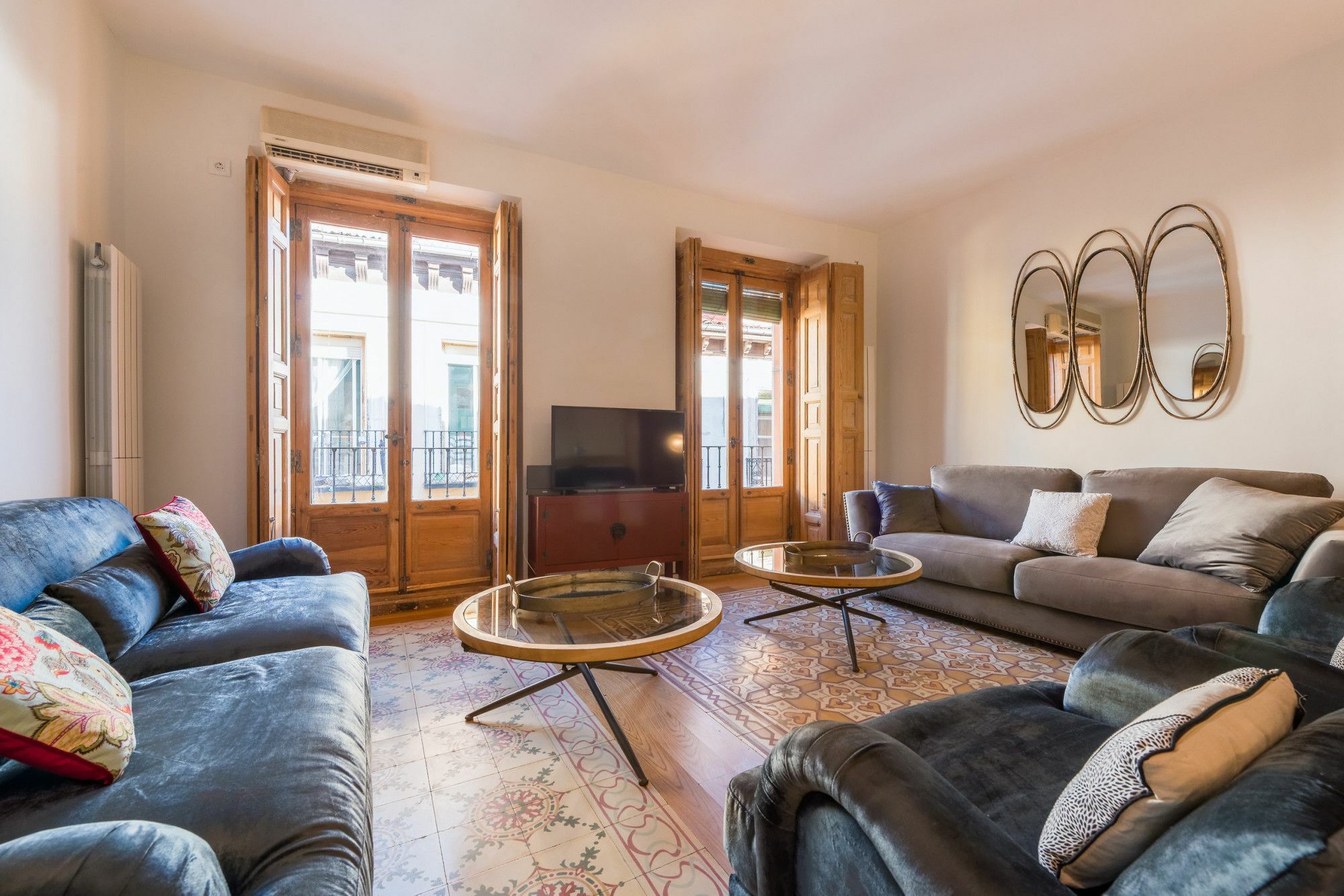 Apartamento Malasana-Gran Via Madrid Luaran gambar