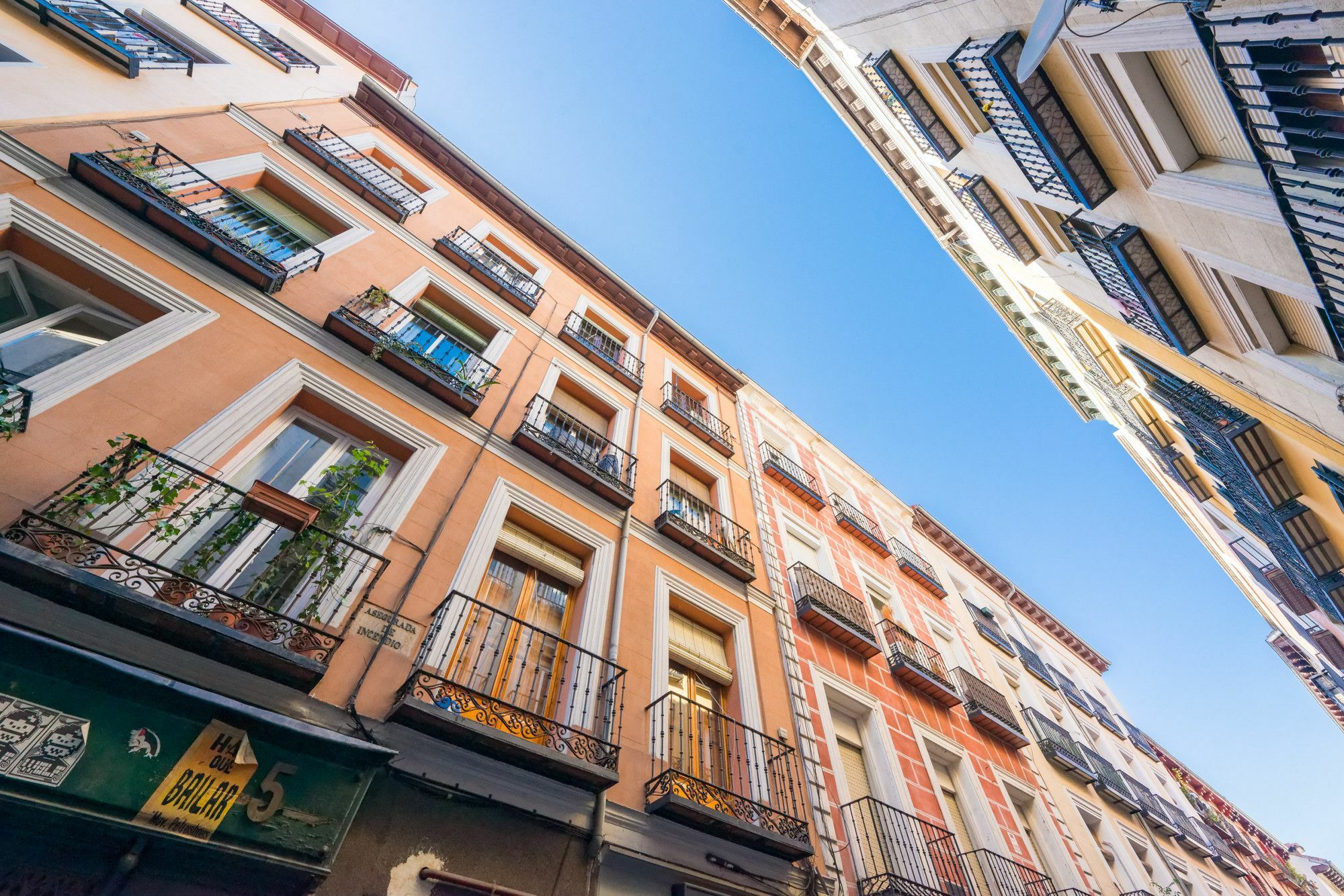 Apartamento Malasana-Gran Via Madrid Luaran gambar